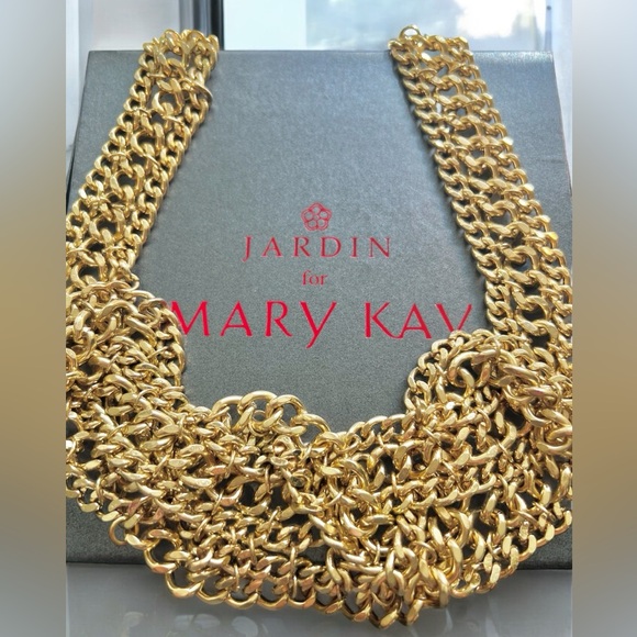 Jardin Vintage Gold Braided Chunky Statement Bib Necklace with Box - Picture 2 of 2
